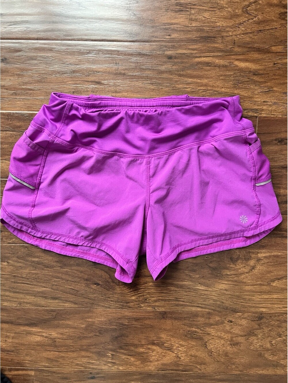 Athleta Women’s Shorts Size Small NWOT Purple/Pink Elastic Waist Athletic